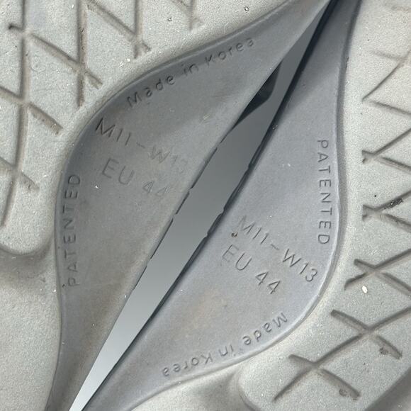 Men Size 11 Oofos Original Recovery Comfort Thong Flip Flop Sandals Gray Slip On - Picture 9 of 9